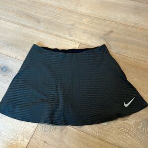 Nike Zonal Cooling Tennis Skirt